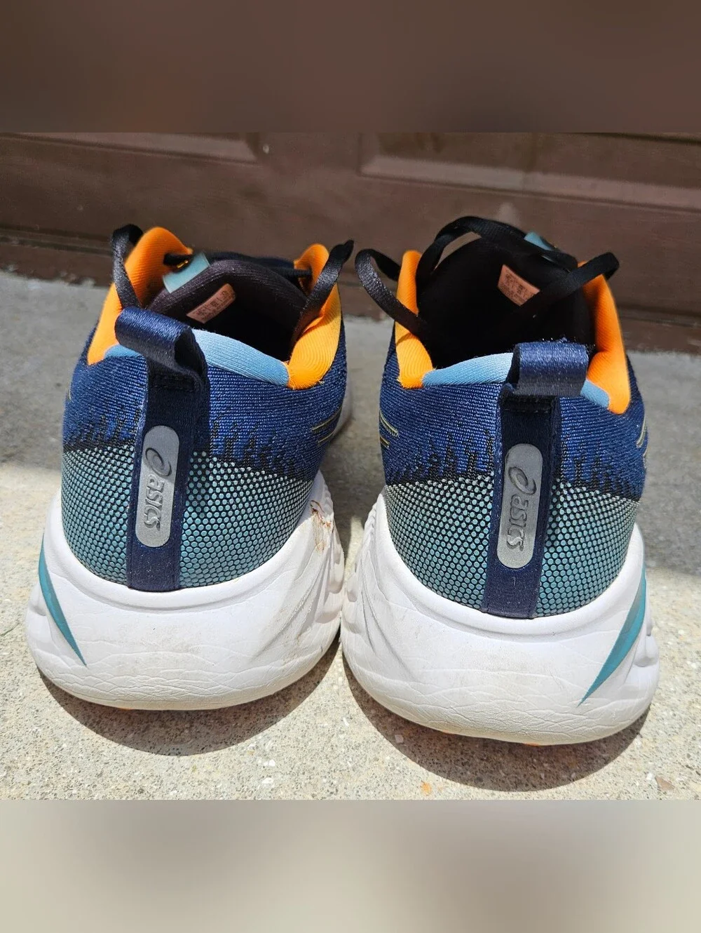 Asics footwear cushioning
